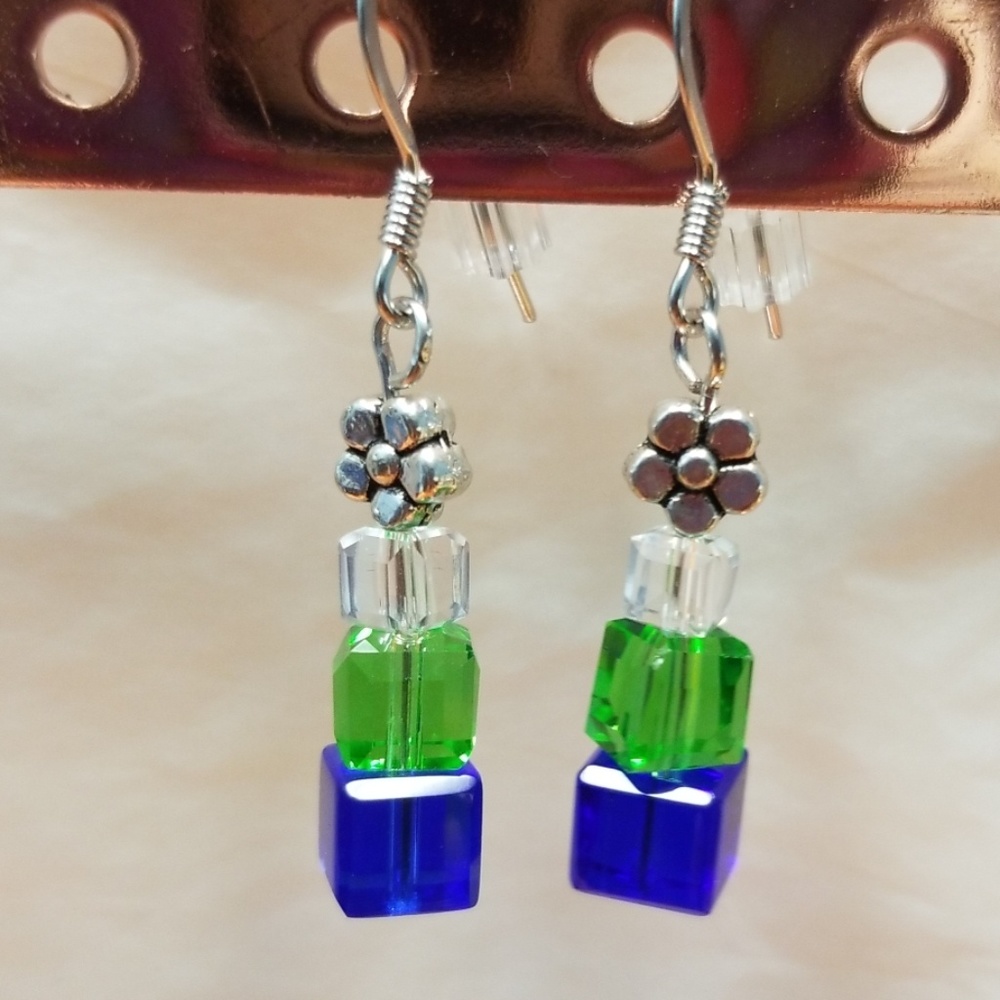 "PRICE DROP" Crystal Gift Earrings! - Picture 1 of 3